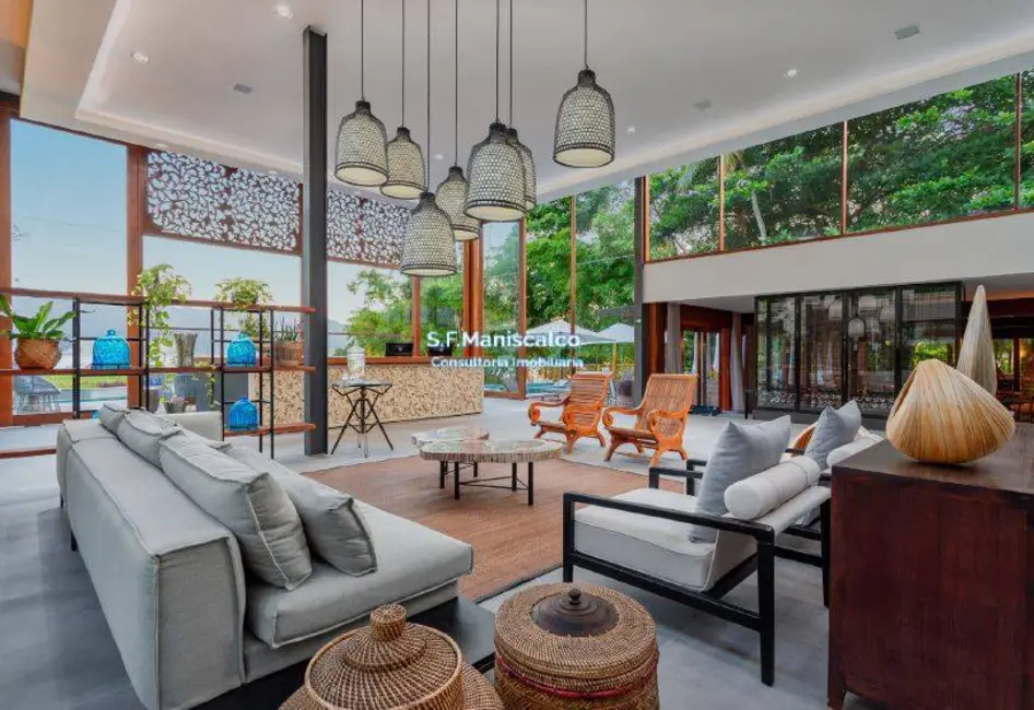 Foto 8 de Casa com 2 quartos à venda, 90m2 em Ilhabela - SP