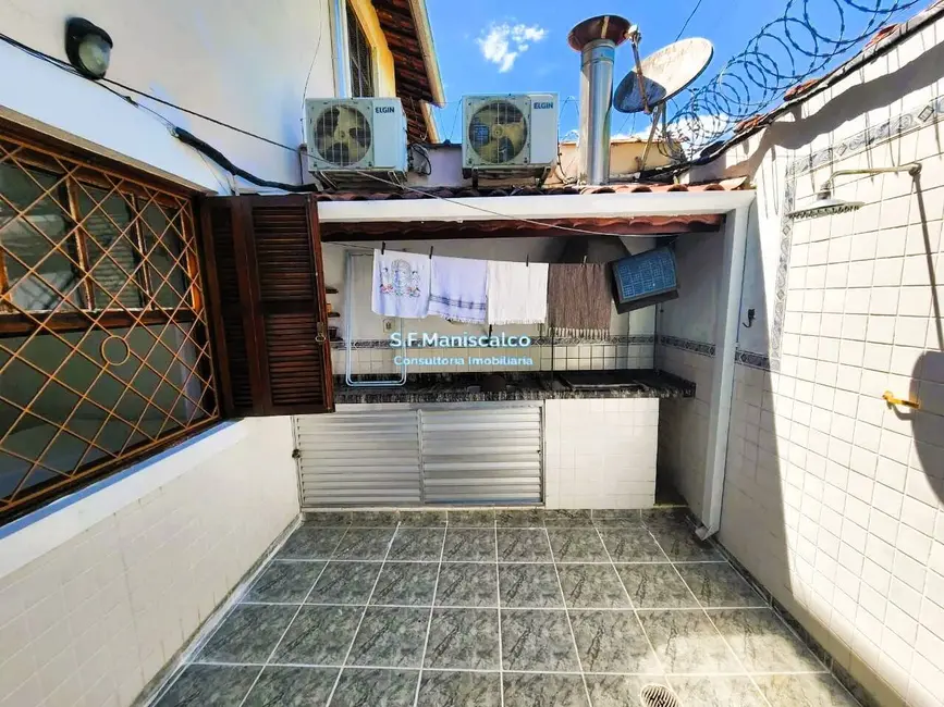 Foto 8 de Apartamento com 2 quartos à venda, 61m2 em Ubatuba - SP