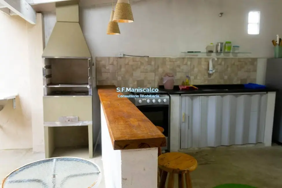 Foto 8 de Casa com 3 quartos à venda, 250m2 em Sumaré, Caraguatatuba - SP