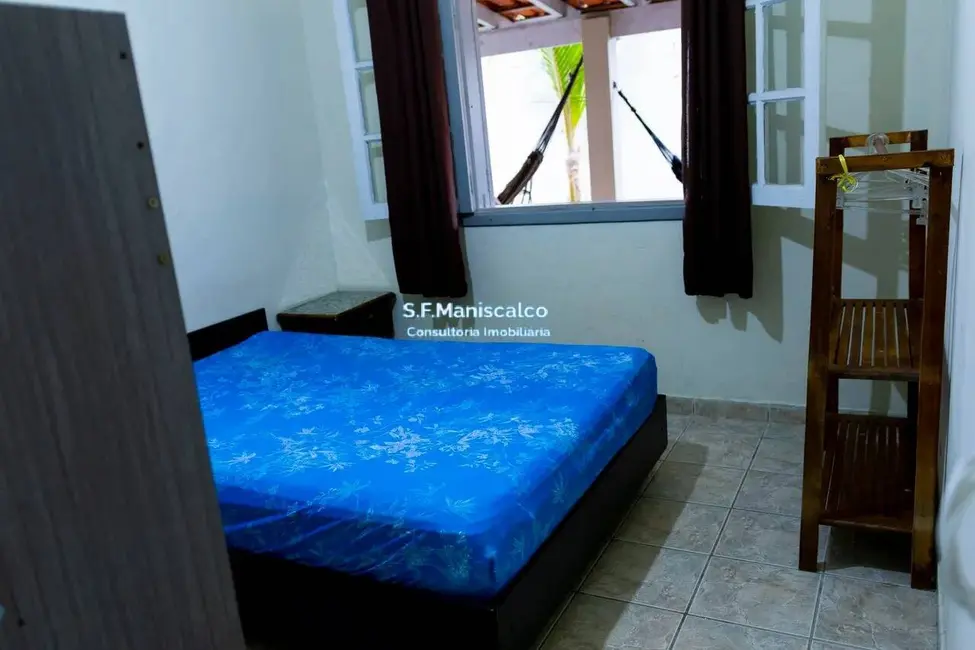 Foto 2 de Casa com 3 quartos à venda, 250m2 em Sumaré, Caraguatatuba - SP