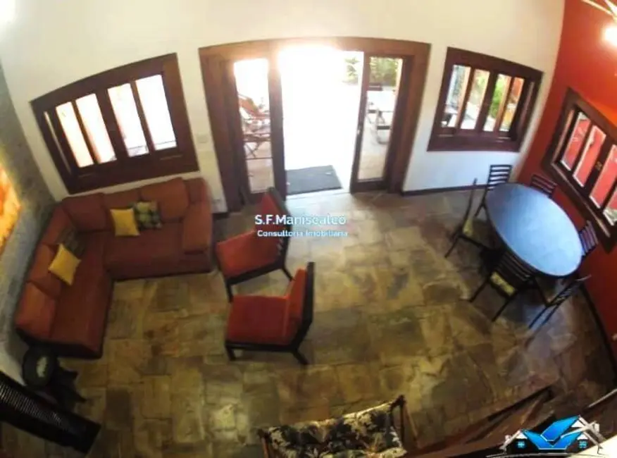 Foto 6 de Casa com 4 quartos à venda, 442m2 em Centro, Ubatuba - SP