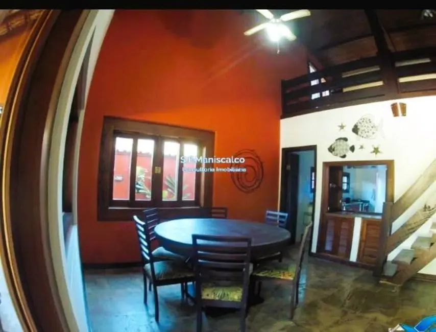 Foto 2 de Casa com 4 quartos à venda, 442m2 em Centro, Ubatuba - SP