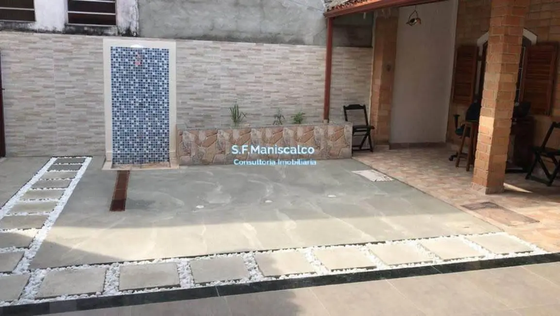 Foto 5 de Casa com 5 quartos à venda, 300m2 em Ubatuba - SP