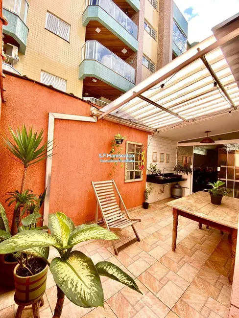 Foto 2 de Apartamento com 2 quartos à venda, 52m2 em Ubatuba - SP