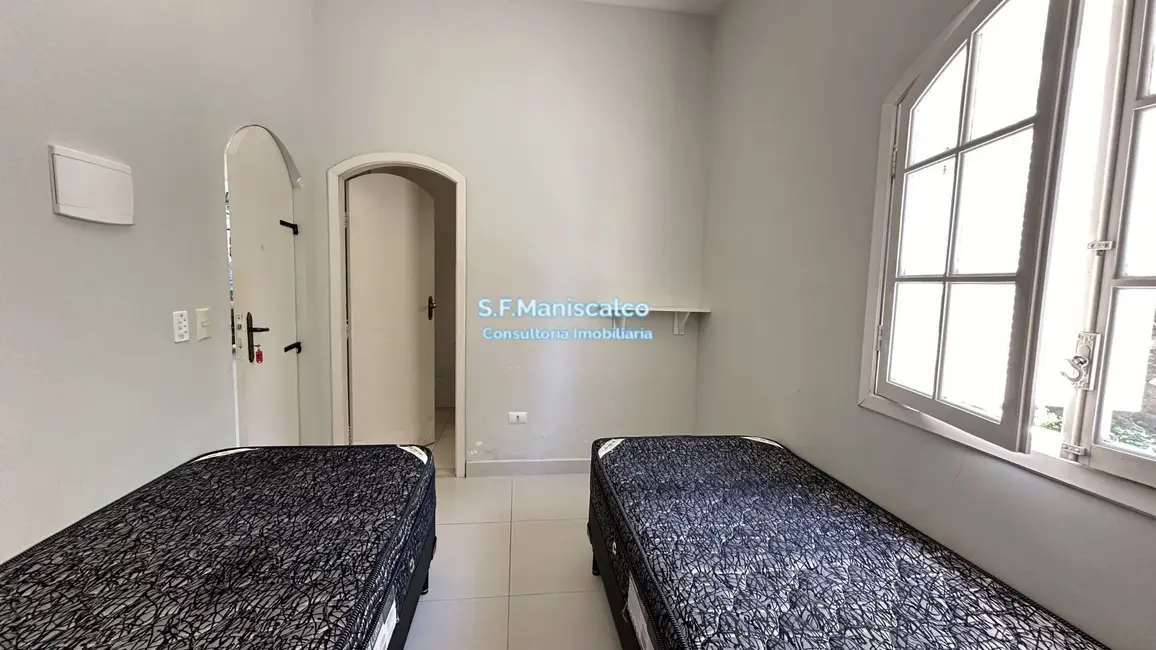 Foto 6 de Casa com 6 quartos à venda, 1200m2 em Ubatuba - SP