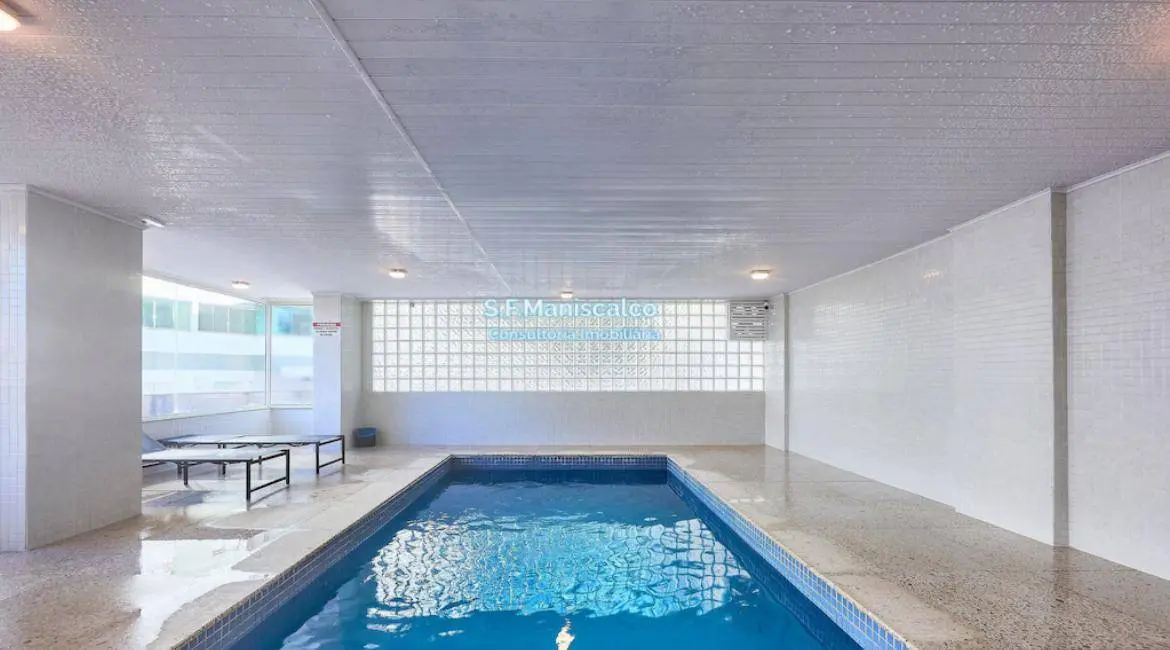 Foto 2 de Apartamento com 2 quartos à venda e para alugar, 75m2 em Ubatuba - SP