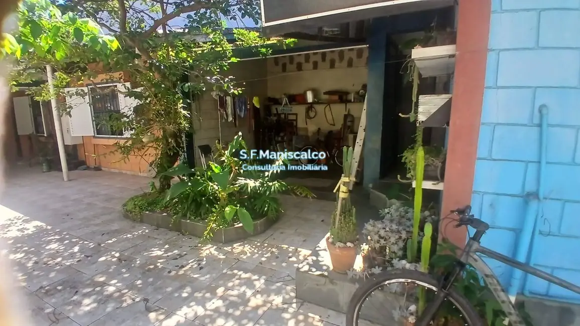 Foto 3 de Casa com 3 quartos à venda, 300m2 em Ubatuba - SP