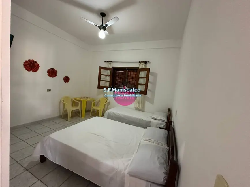 Foto 9 de Casa com 6 quartos à venda e para alugar, 490m2 em Ubatuba - SP