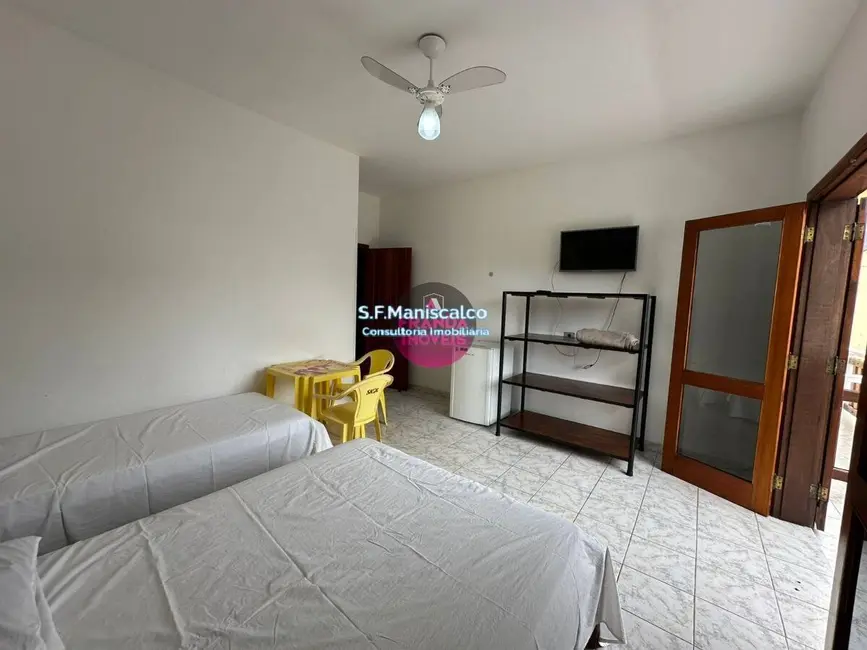 Foto 8 de Casa com 6 quartos à venda e para alugar, 490m2 em Ubatuba - SP