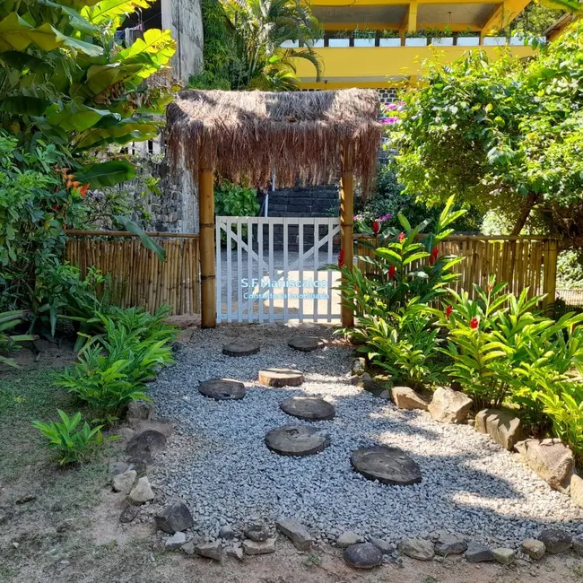 Pousada com 5 quartos à venda e para alugar, 936m2 em Ubatuba - SP - imagem 5 Foto 5 de Pousada com 5 quartos à venda e para alugar, 936m2 em Ubatuba - SP