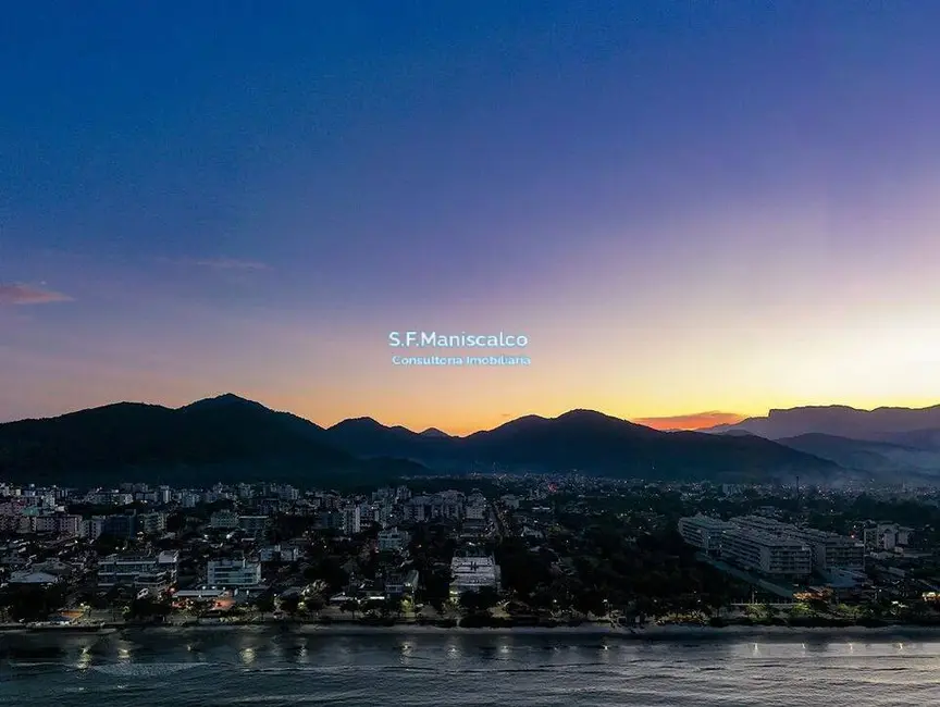 Foto 3 de Apartamento com 4 quartos à venda e para alugar, 245m2 em Ubatuba - SP
