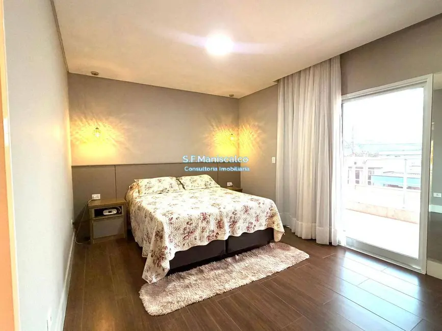 Foto 19 de Casa à venda, 354m2 em Tremembe - SP