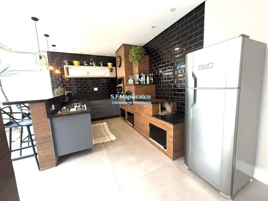 Foto 16 de Casa à venda, 354m2 em Tremembe - SP