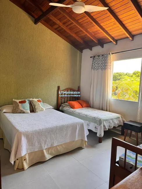 Casa com 3 quartos à venda e para alugar, 400m2 em Ilhabela - SP - imagem 6 Foto 6 de Casa com 3 quartos à venda e para alugar, 400m2 em Ilhabela - SP