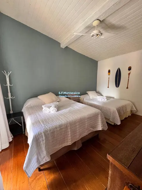 Casa com 3 quartos à venda e para alugar, 400m2 em Ilhabela - SP - imagem 8 Foto 8 de Casa com 3 quartos à venda e para alugar, 400m2 em Ilhabela - SP