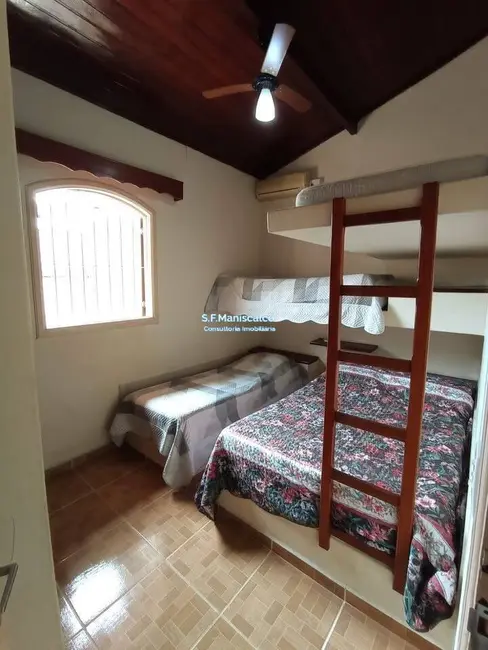 Foto 4 de Casa com 5 quartos à venda, 246m2 em Ubatuba - SP