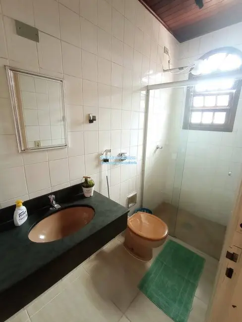 Foto 9 de Casa com 5 quartos à venda, 246m2 em Ubatuba - SP