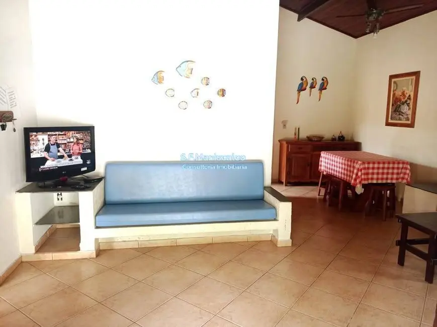Foto 6 de Casa com 5 quartos à venda, 246m2 em Ubatuba - SP