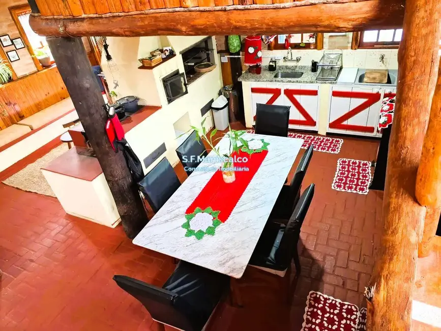 Foto 8 de Casa com 3 quartos à venda, 1100m2 em Campos Do Jordao - SP