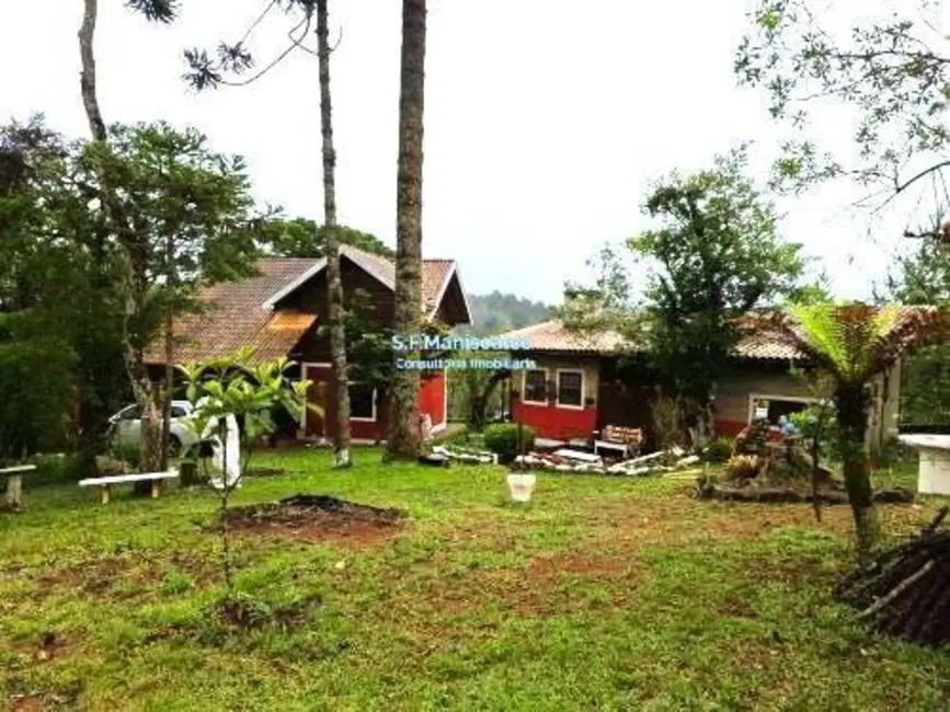 Foto 3 de Casa com 3 quartos à venda, 1100m2 em Campos Do Jordao - SP
