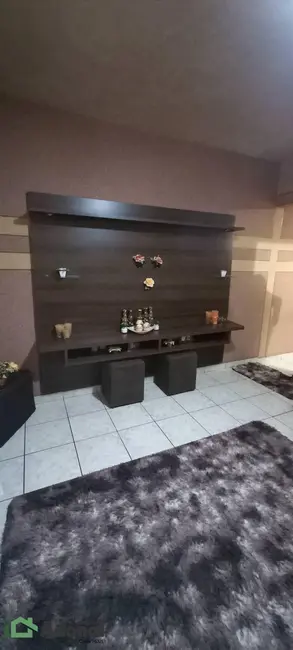 Casa com 3 quartos à venda, 180m2 em Jardim Guanabara, Jundiai - SP - imagem 9 Foto 9 de Casa com 3 quartos à venda, 180m2 em Jardim Guanabara, Jundiai - SP