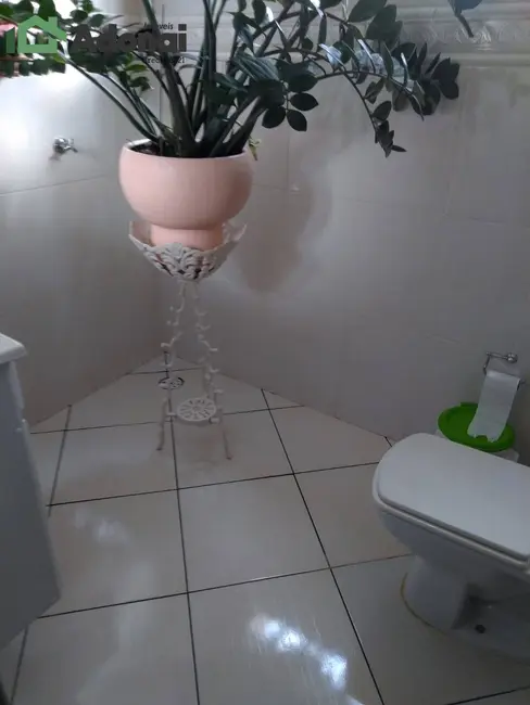 Casa com 4 quartos à venda, 250m2 em Cidade Luiza, Jundiai - SP - imagem 4 Foto 4 de Casa com 4 quartos à venda, 250m2 em Cidade Luiza, Jundiai - SP