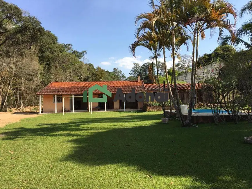 Foto 1 de Chácara com 3 quartos à venda, 227m2 em Estância Figueira Branca, Campo Limpo Paulista - SP