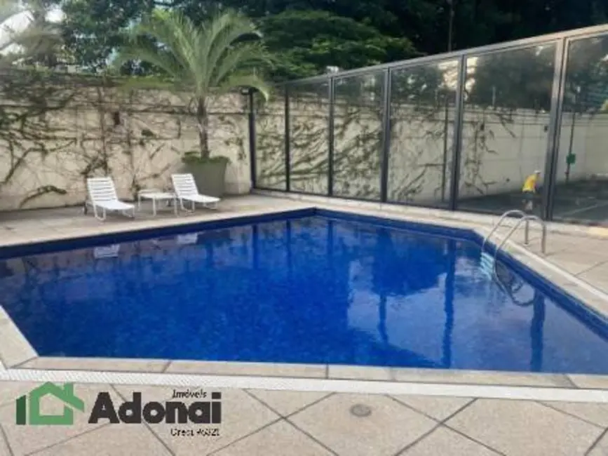 Foto 8 de Apartamento com 3 quartos à venda, 220m2 em Itaim Bibi, São Paulo - SP