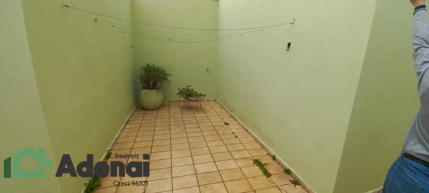 Casa com 2 quartos à venda, 253m2 em Anhangabaú, Jundiai - SP - imagem 9 Foto 9 de Casa com 2 quartos à venda, 253m2 em Anhangabaú, Jundiai - SP