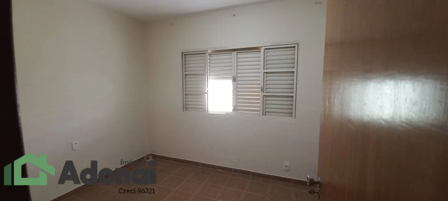 Casa com 2 quartos à venda, 253m2 em Anhangabaú, Jundiai - SP - imagem 4 Foto 4 de Casa com 2 quartos à venda, 253m2 em Anhangabaú, Jundiai - SP