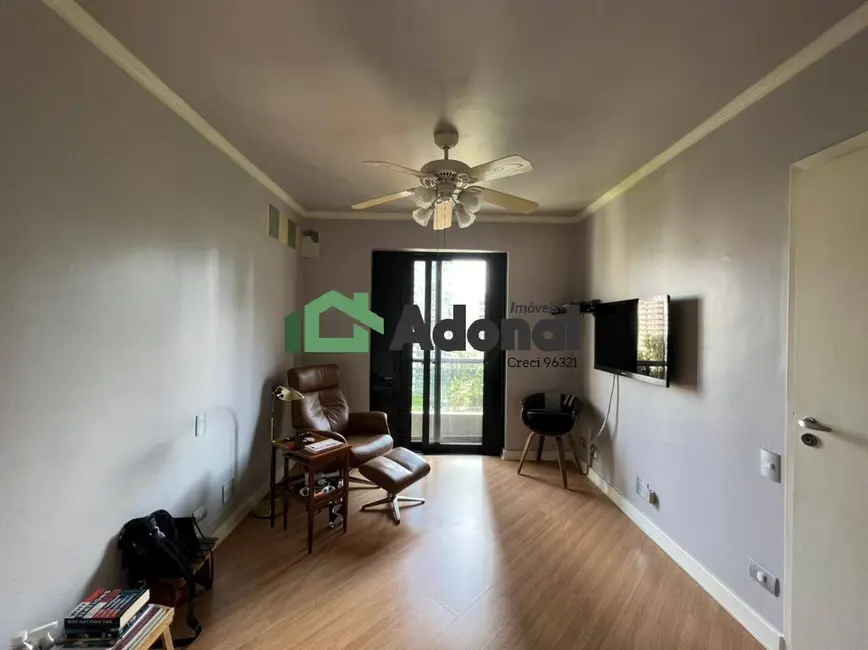 Apartamento com 3 quartos à venda, 220m2 em Itaim Bibi, São Paulo - SP - imagem 9 Foto 9 de Apartamento com 3 quartos à venda, 220m2 em Itaim Bibi, São Paulo - SP