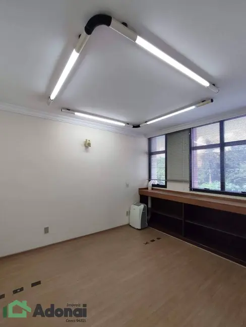 Foto 1 de Sala Comercial à venda, 70m2 em Centro, Jundiai - SP