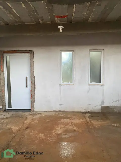Foto 2 de Casa com 2 quartos à venda, 101m2 em Cabreuva - SP