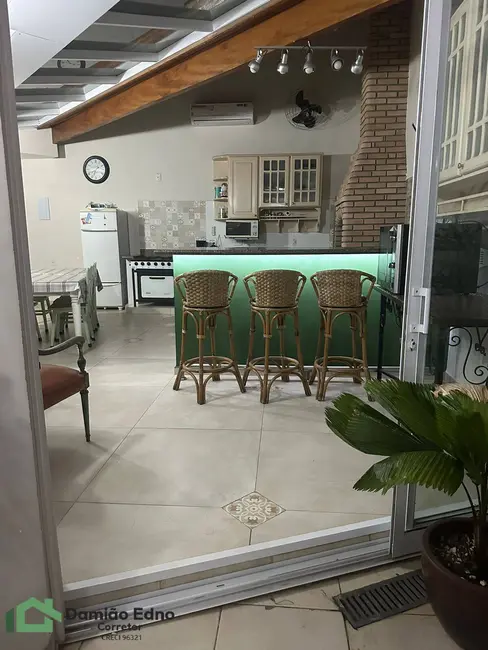 Foto 2 de Casa com 3 quartos à venda, 251m2 em Loteamento Vivenda Centenário, Jundiai - SP