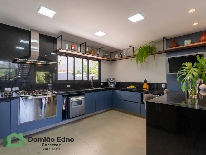 Casa com 5 quartos à venda, 620m2 em Medeiros, Jundiai - SP - imagem 6 Foto 6 de Casa com 5 quartos à venda, 620m2 em Medeiros, Jundiai - SP