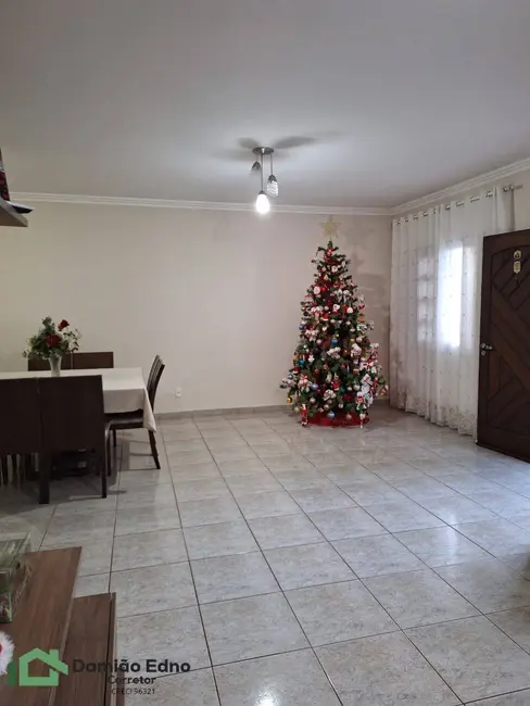Casa com 3 quartos à venda, 250m2 em Jardim Nogueira, Jundiai - SP - imagem 5 Foto 5 de Casa com 3 quartos à venda, 250m2 em Jardim Nogueira, Jundiai - SP