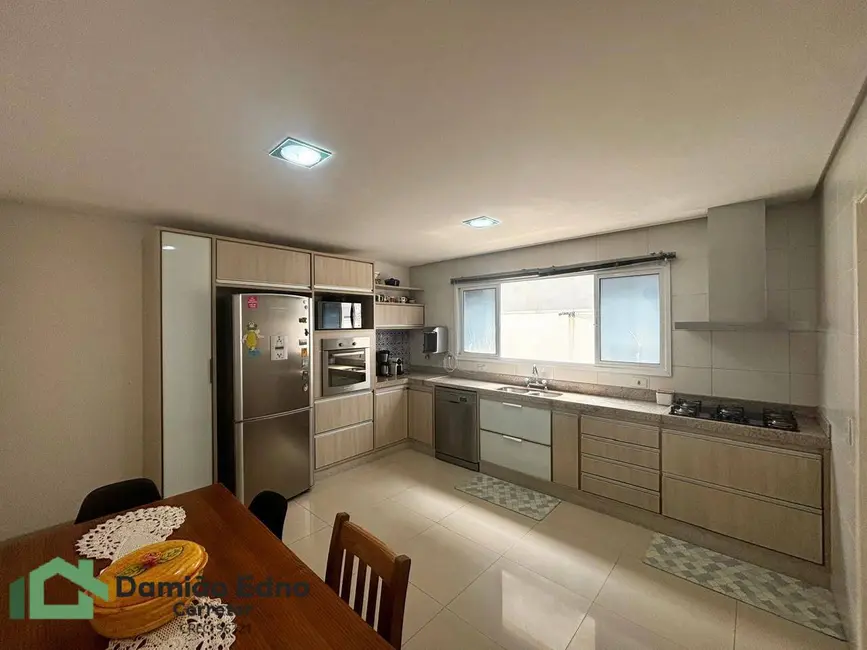 Foto 9 de Casa de Condomínio à venda, 275m2 em Engordadouro, Jundiai - SP