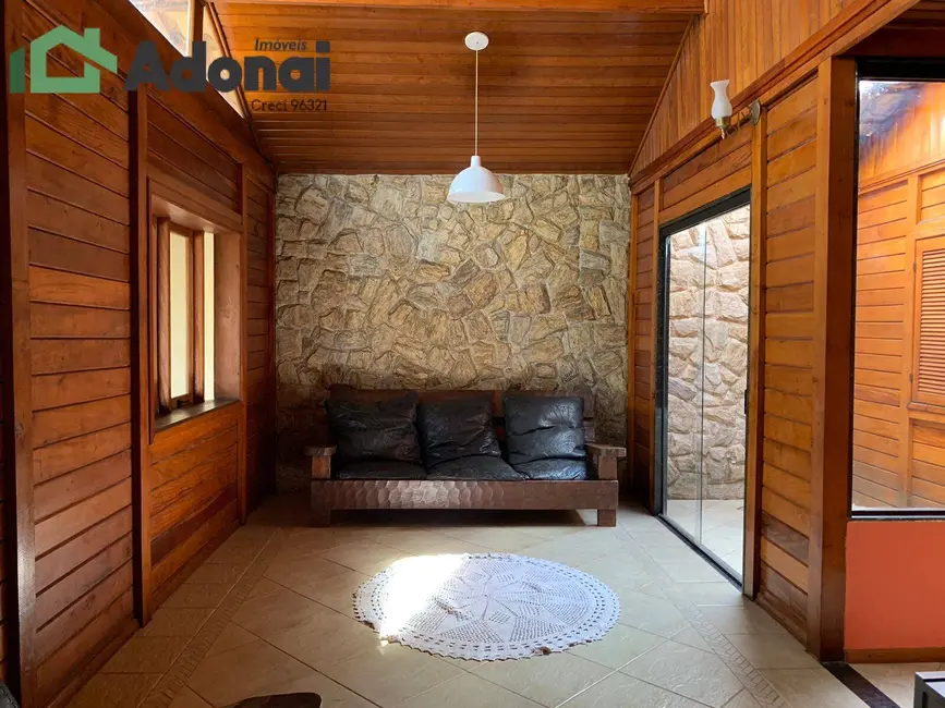 Chácara com 4 quartos à venda, 1000m2 em Traviú, Jundiai - SP - imagem 7 Foto 7 de Chácara com 4 quartos à venda, 1000m2 em Traviú, Jundiai - SP