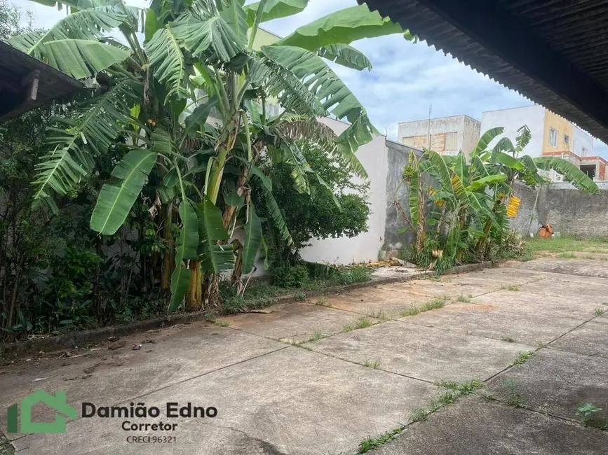 Foto 2 de Terreno / Lote à venda, 300m2 em Vila de Vecchi, Jundiai - SP