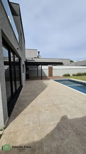 Foto 2 de Casa de Condomínio à venda, 360m2 em Jardim Colonial, Atibaia - SP