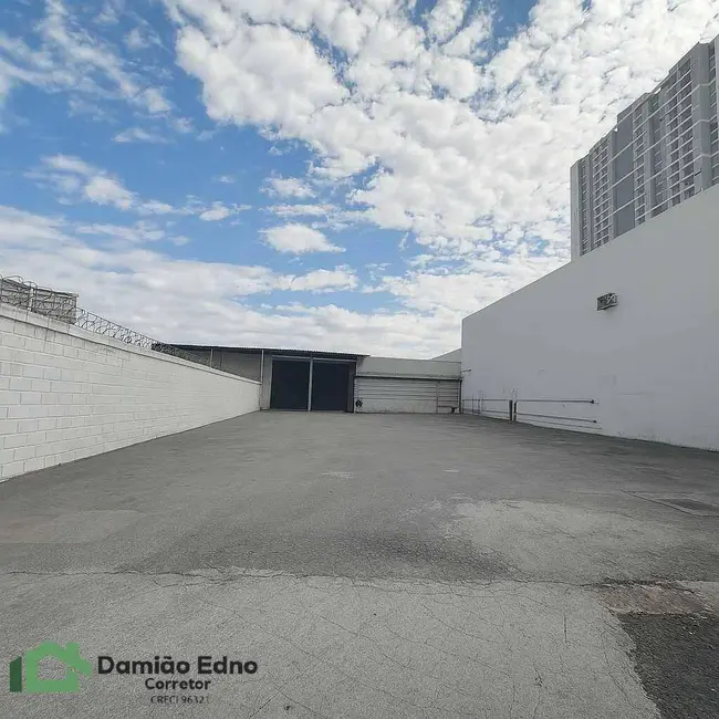 Armazém / Galpão para alugar, 1400m2 em Lapa, São Paulo - SP - imagem 4 Foto 4 de Armazém / Galpão para alugar, 1400m2 em Lapa, São Paulo - SP
