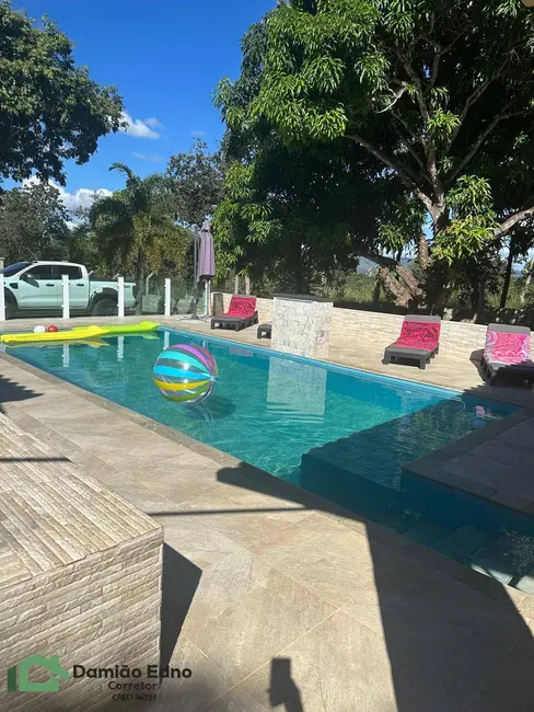 Chácara com 5 quartos à venda, 770m2 em Caldas Novas - GO - imagem 1 Foto 1 de Chácara com 5 quartos à venda, 770m2 em Caldas Novas - GO