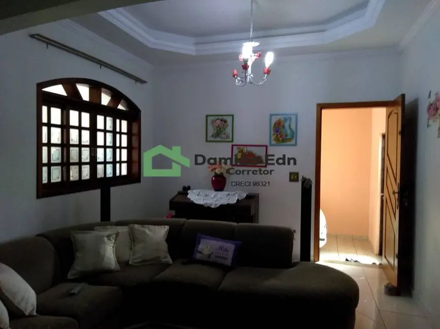 Casa com 4 quartos à venda, 250m2 em Cidade Luiza, Jundiai - SP - imagem 1 Foto 1 de Casa com 4 quartos à venda, 250m2 em Cidade Luiza, Jundiai - SP