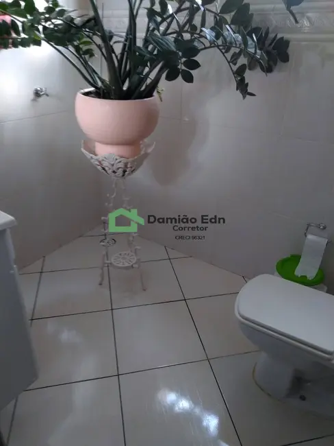 Casa com 4 quartos à venda, 250m2 em Cidade Luiza, Jundiai - SP - imagem 5 Foto 5 de Casa com 4 quartos à venda, 250m2 em Cidade Luiza, Jundiai - SP