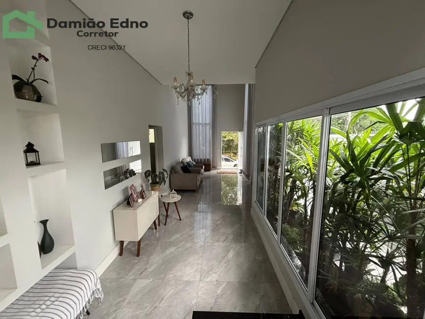 Foto 4 de Casa de Condomínio com 4 quartos à venda, 248m2 em Parque Residencial Eloy Chaves, Jundiai - SP