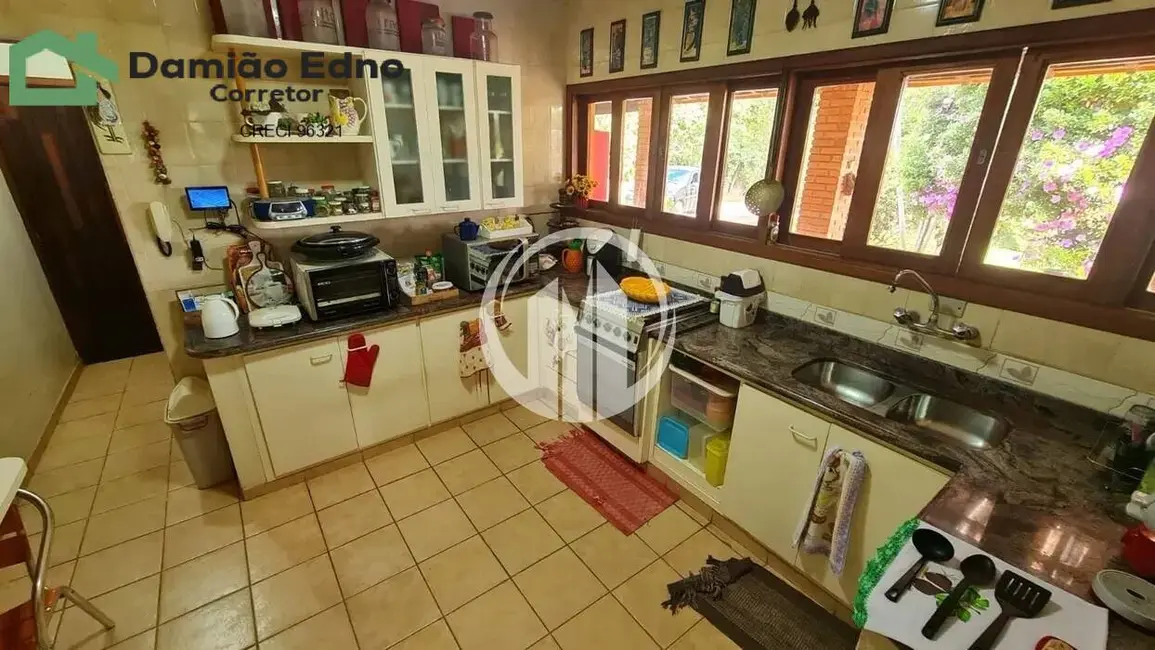 Foto 6 de Chácara com 3 quartos à venda, 577m2 em Chácara Morada Mediterrânea, Jundiai - SP