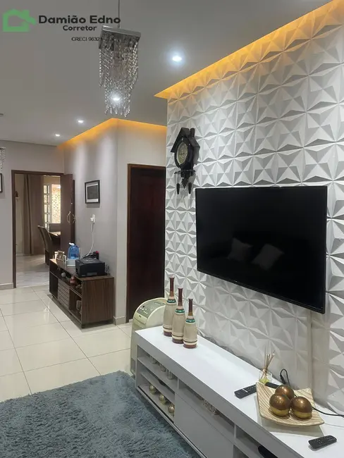 Foto 3 de Casa com 3 quartos à venda, 250m2 em Parque Guarani, Varzea Paulista - SP