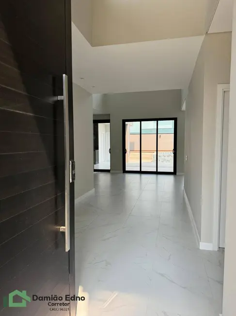 Foto 3 de Casa de Condomínio com 5 quartos à venda, 353m2 em Bela Vista, Valinhos - SP