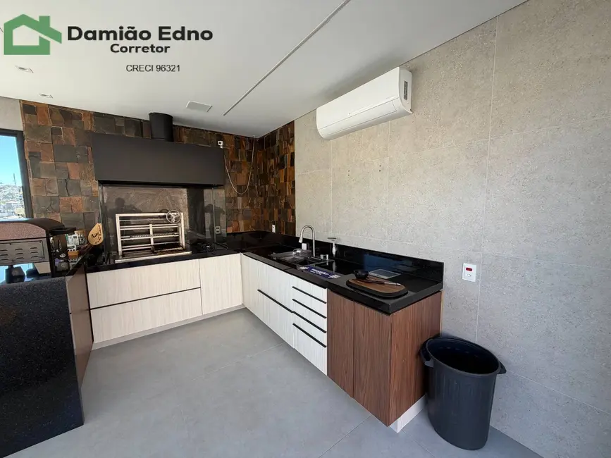 Casa de Condomínio com 4 quartos à venda, 350m2 em Itupeva - SP - imagem 5 Foto 5 de Casa de Condomínio com 4 quartos à venda, 350m2 em Itupeva - SP