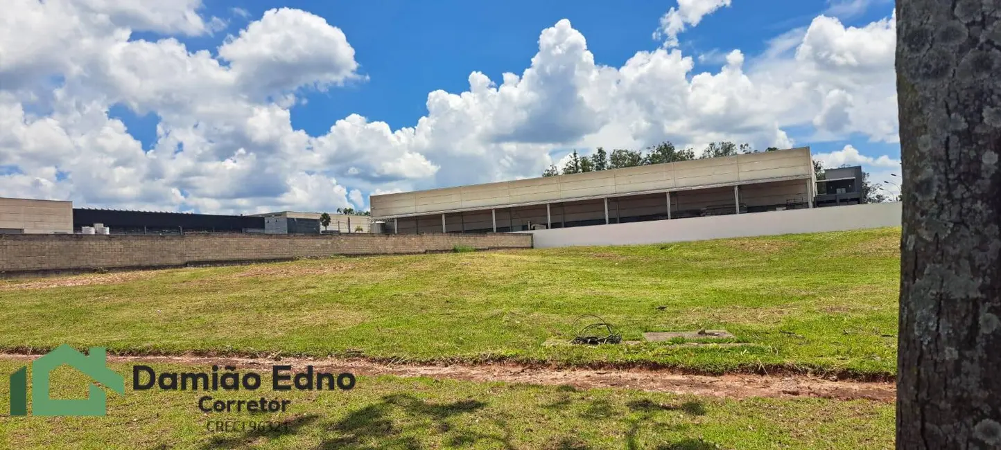 Foto 3 de Terreno / Lote à venda, 5225m2 em Jundiai - SP